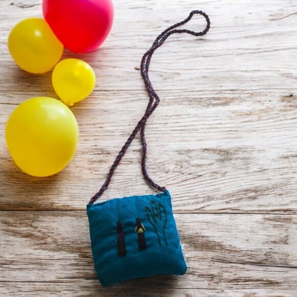 Worsted Necklace with Desert Essences – Seri Mysticism - Picture 1 of 3